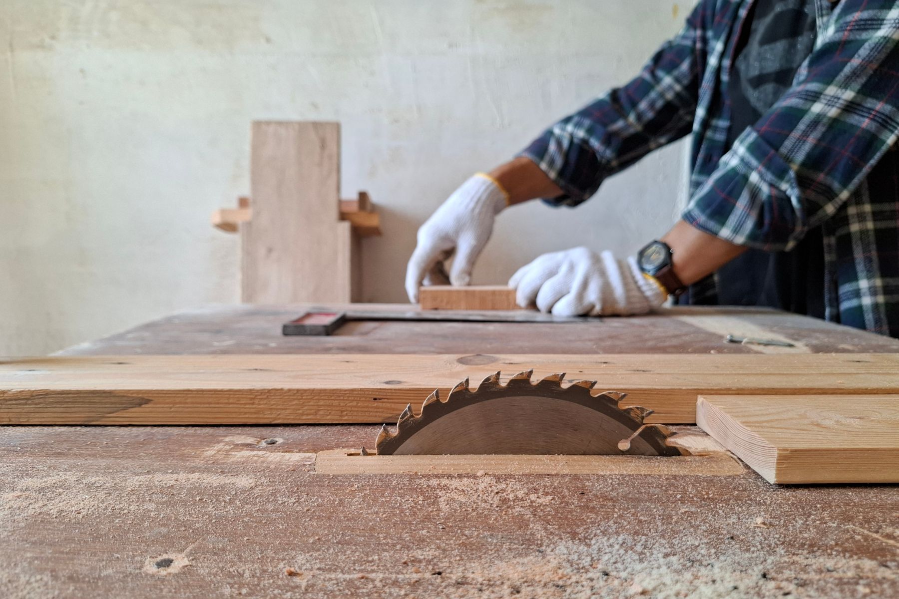 Professional carpentry services in Long Beach CA